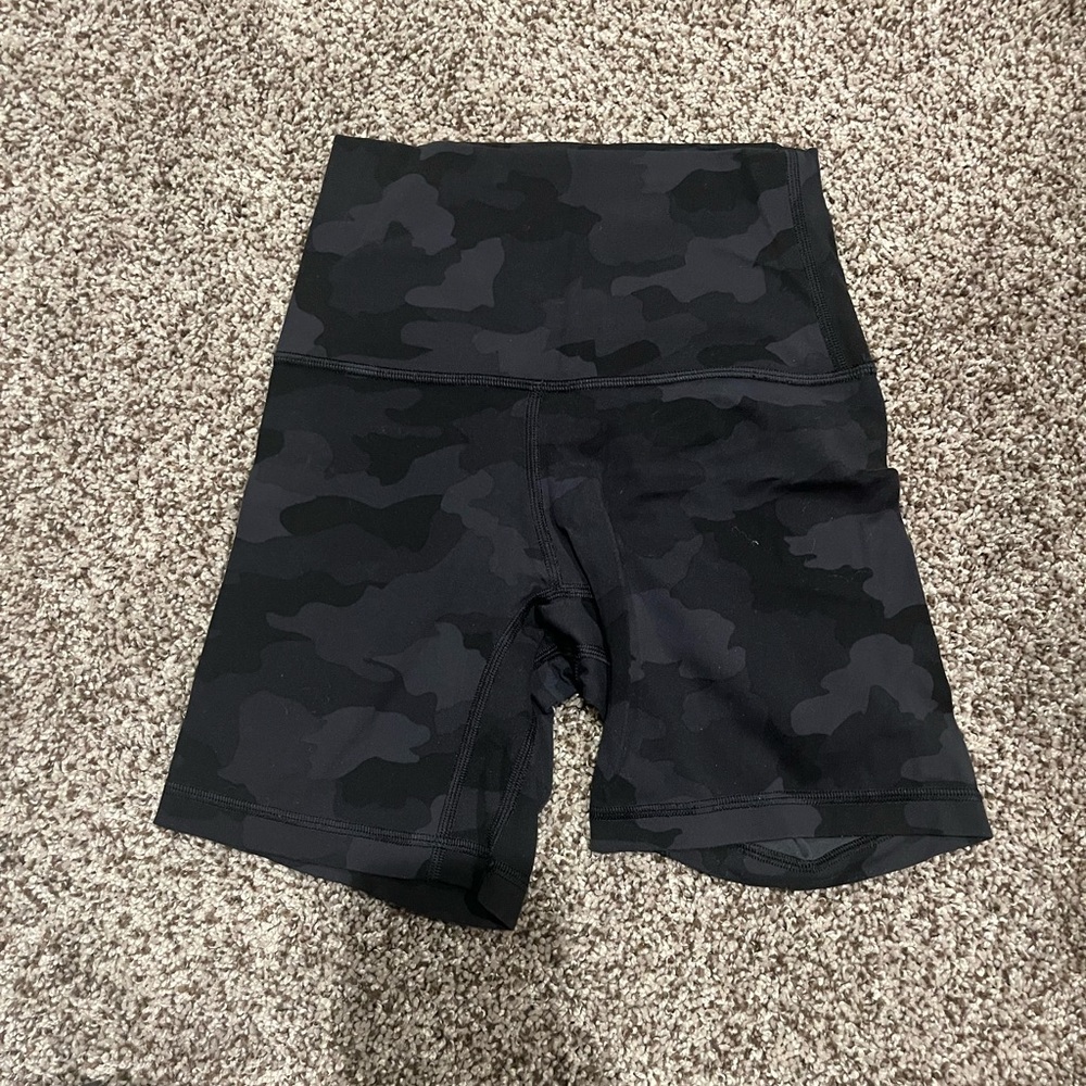 Women’s lululemon align biker shorts